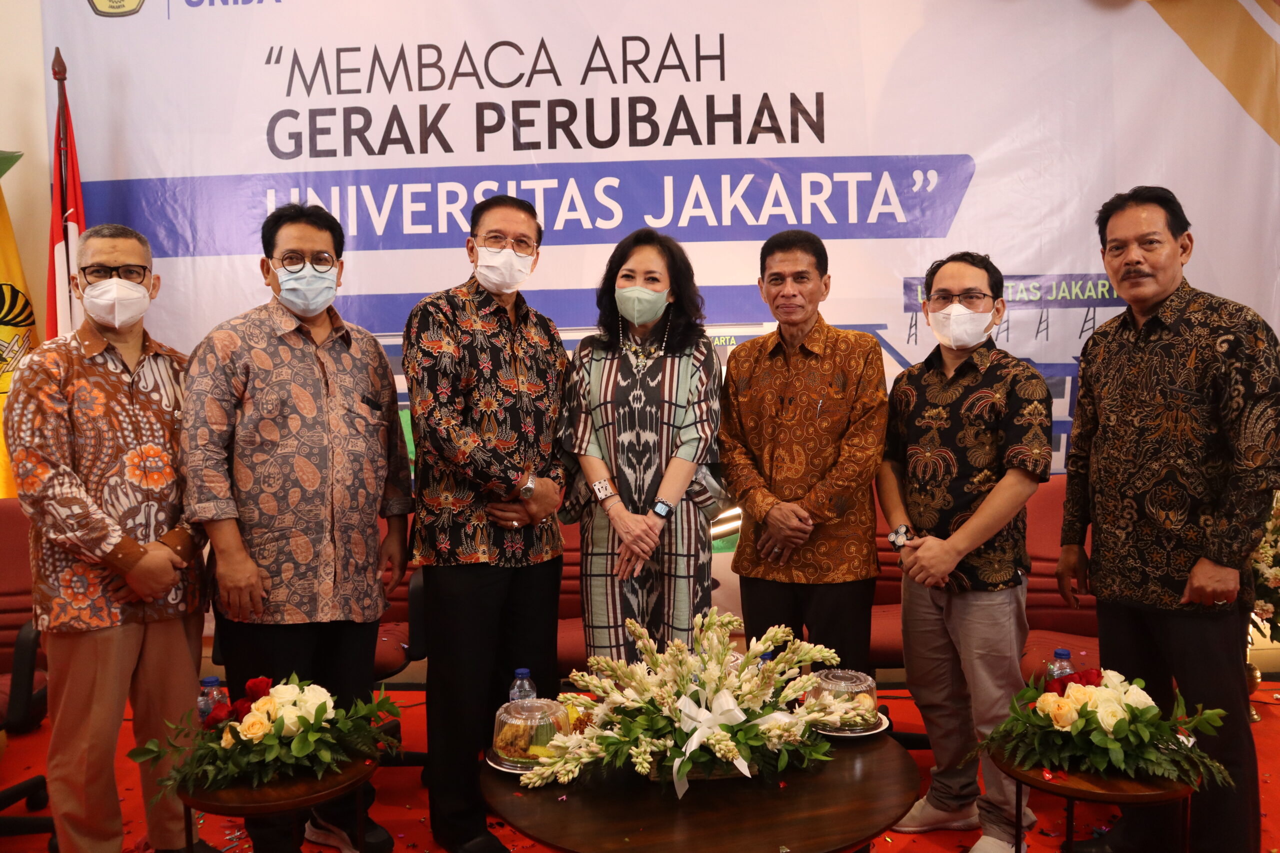 Pimpinan Universitas Jakarta Bersama Dekan Fakultas
